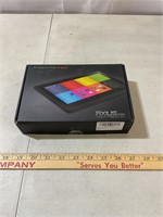 Axius 7” Tablet PC, Powers on