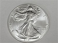 Beautiful Silver Eagle Dollar  2021 Coin