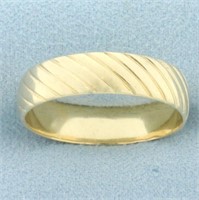 Mens Diagonal Stripe Wedding Band Ring in 14k Yell