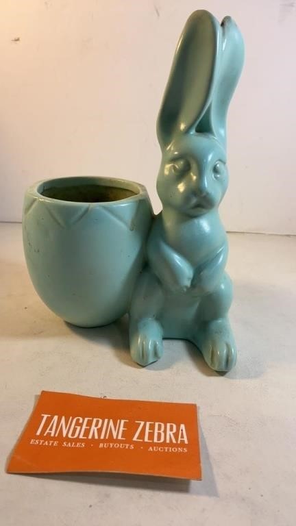 Hager Bunny Planter