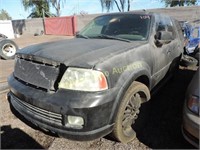 2006 Lincoln Navigator 5LMFU27556LJ03572 Black