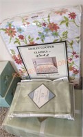 Full sheet set new and queen bedspread new