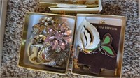 Vintage costume jewelry pin lot