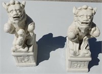 Pair Of Beautiful Chinese Porcelain Foo Lions