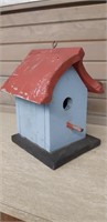 VTG Robin Blue & Ox Red Birdhouse wooden