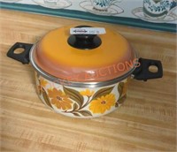 Mcm enameled Capri cooking pot with lid