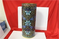 A Chinese Cylinder Vase
