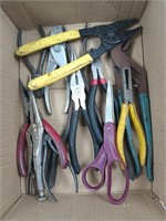 Asst wire strippers, pliers, vice grips,