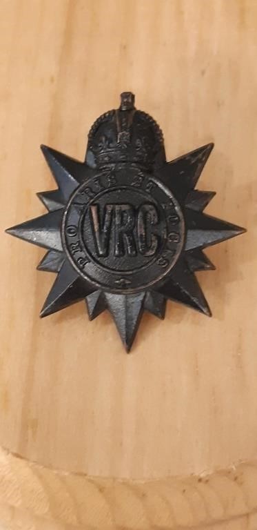 Victoria Rifles of Canada, WWII cap badge