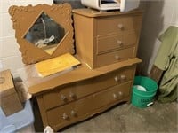 Vintage Dresser / Chest