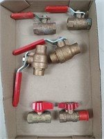 4 - 1/2" thread on brass valves, 3/4" sweat on