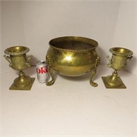 Large brass bowl and pair of urns