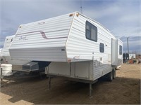 2001 JAYCO 26.5' 5TH WHEEL HOLIDAY TRAILER