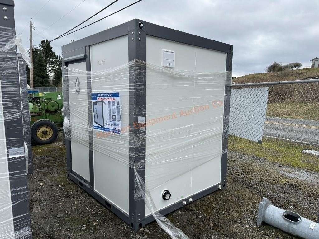 Bastone Mobile Toilet with Shower- Never Used