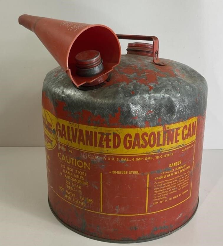Galvanized 5 Gallon Gas Can