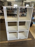 Cubicle shelf