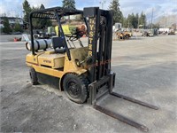 Hyster Propane Forklift Model H80 JS - Non Op