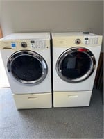 Electric Clothes Washer & Dryer Frigidaire