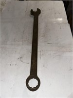 LARGE 1 1/2IN WRENCH