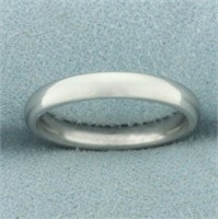 Womans Wedding Band Ring in Platinum