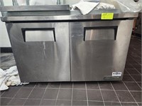 TRUE 4' SELF CONTAINED REFRIGERATED LOWBOY