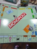 Monopoly (board and figurines only