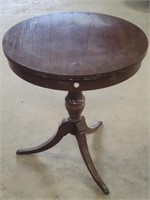 19th Cent. Round End Table