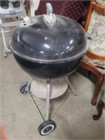 Round Charcoal Grill W/Wheels