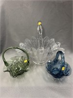Fenton & Unsigned Art Glass Baskets
