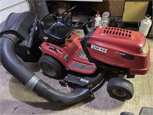 Huskee LT 4200 Riding Lawn Tractor