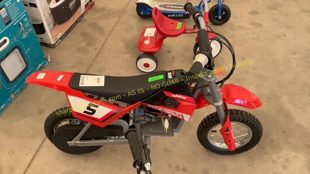 Razor MX350 Dirt Rocket 24 Volt Electric Dirt Bike