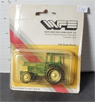 WFE OLIVER TRACTOR TOY IN PACKAGE
