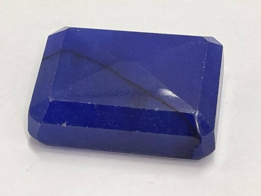 Natural Sapphire 187.75 carat 40 x 27 x 15 mm
