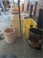 Small Garbage Can Lot