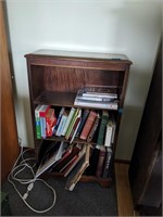 Wooden bookshelf 2ft x 10in x 38in does not