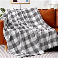 $31--30" x 60" (Grey& White) Throw Blankets