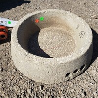 18" Concrete Feeder