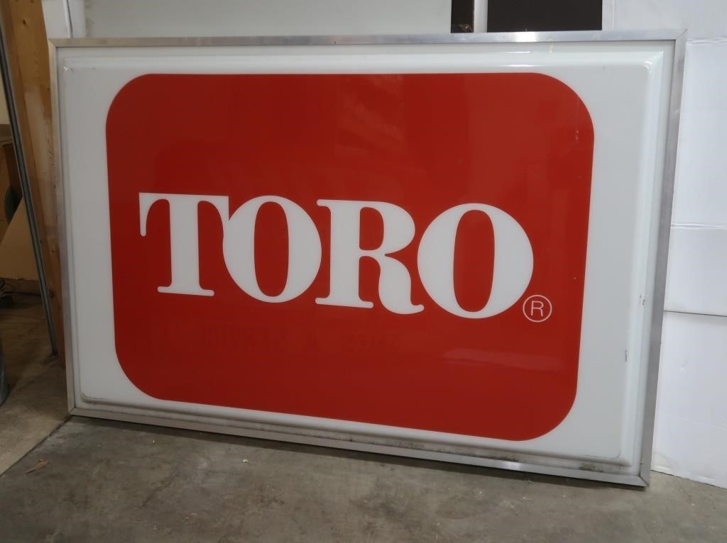Toro Lit Display Sign (works-needs bulbs) 72x52x7