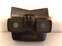 Viewmaster viewer