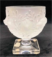 Signed Lalique Frosted Elizabeth Glass Pedestal Bo