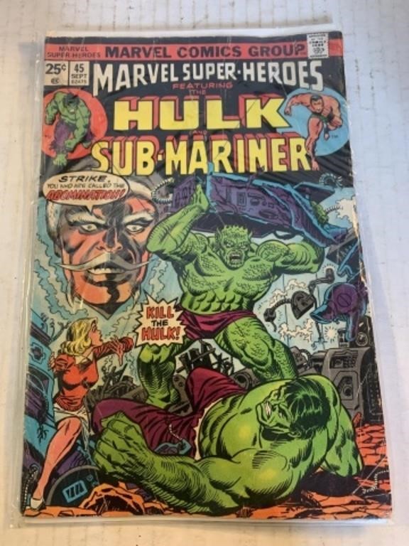 Marvel superheroes featuring the Hulk and sub