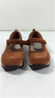 L.L Bean Mary Jane's Brown Suede Size 7 Shoes