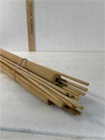 20 wooden dowel rods