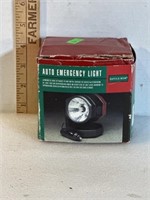 Auto emergency light