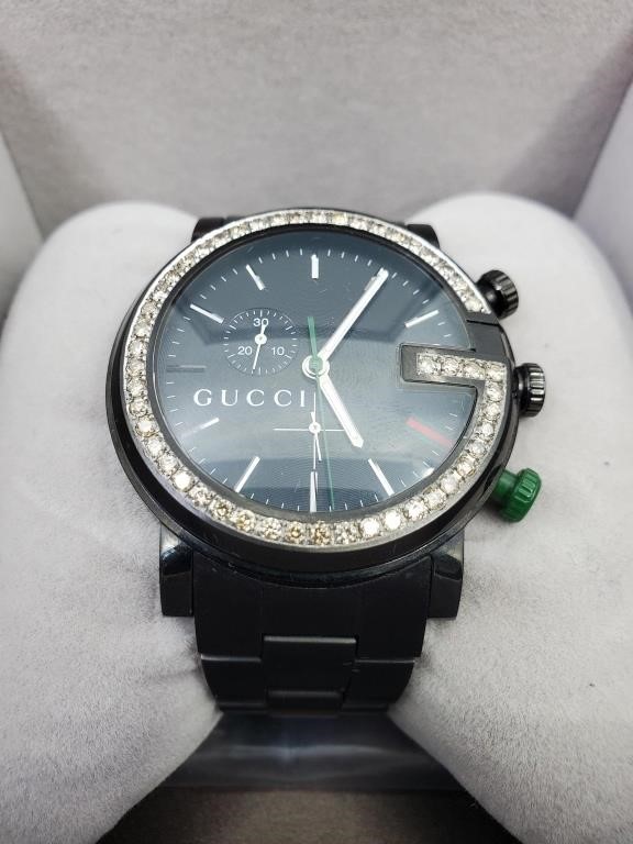 Gucci, G-Chrono, Diamonds Bezel Model: 101M Chrono