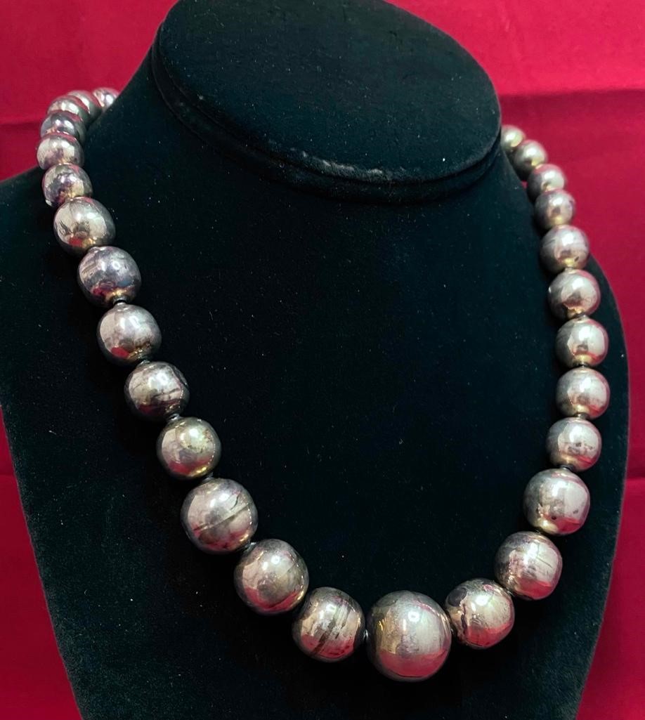 Vintage Iguala Graduated Sterling Ball Necklace
