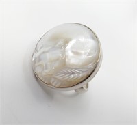 Sajen, Sterling Silver Mother of Pearl Cat Ring