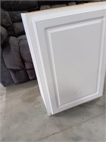 Cabinet white 21x13x30
