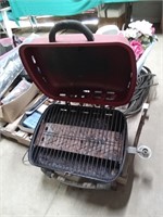 Barbecue grill propane.