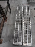 Five Star Mfg Truck ramps. Capacity 750 pounds,